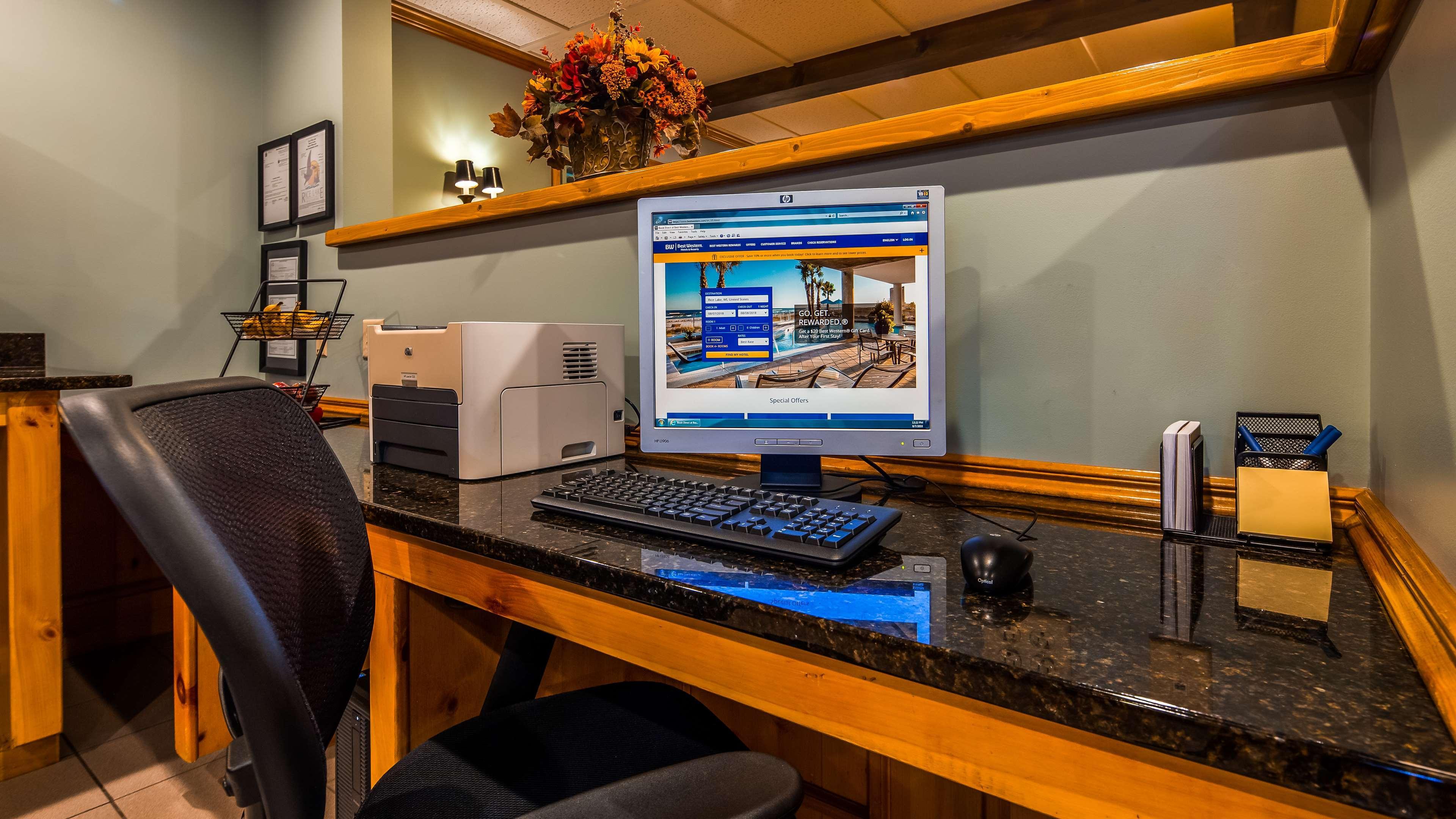 Best Western Inn Rice Lake Dış mekan fotoğraf