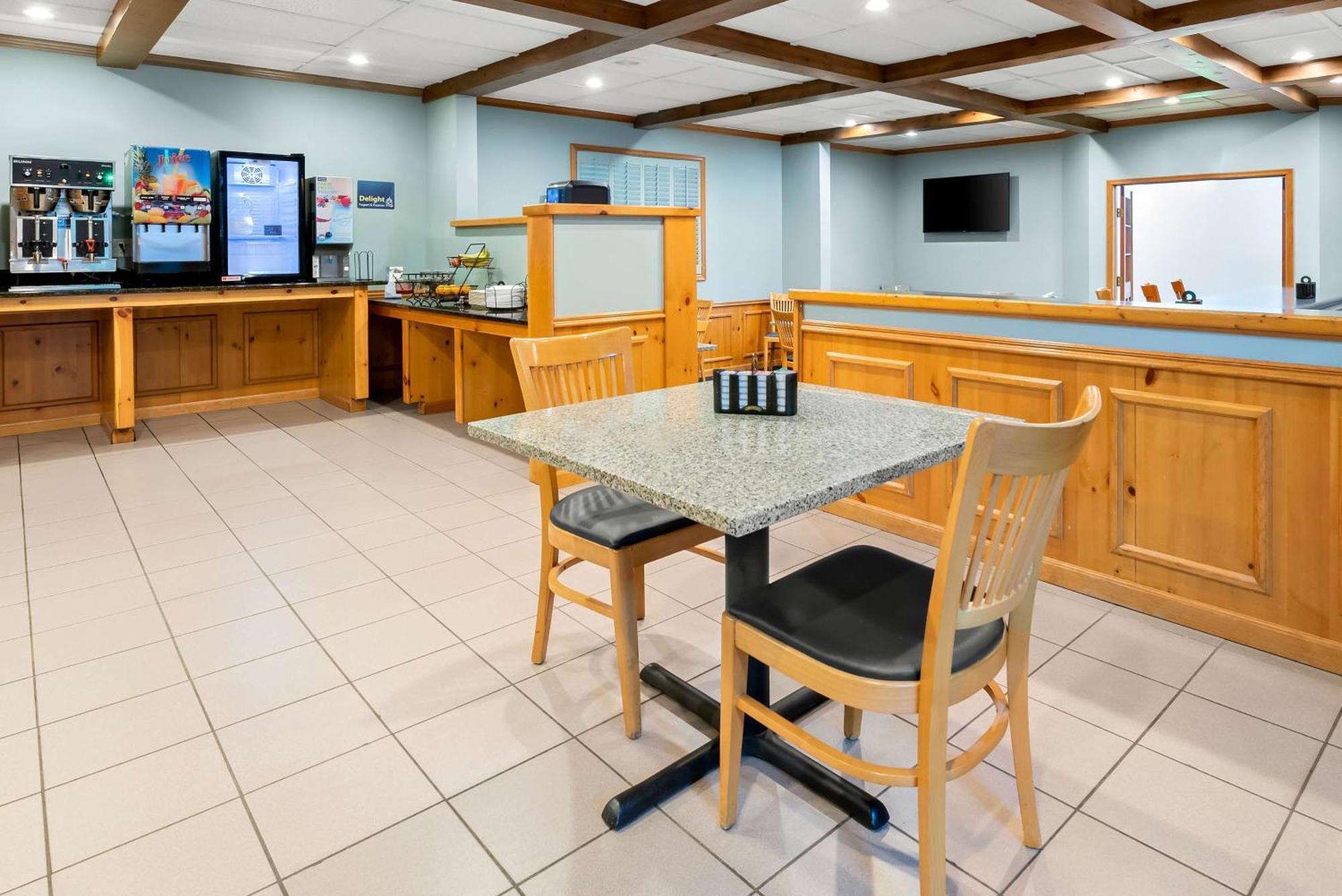 Best Western Inn Rice Lake Dış mekan fotoğraf